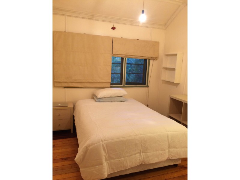 22 McCaul Street, Taringa QLD 4068