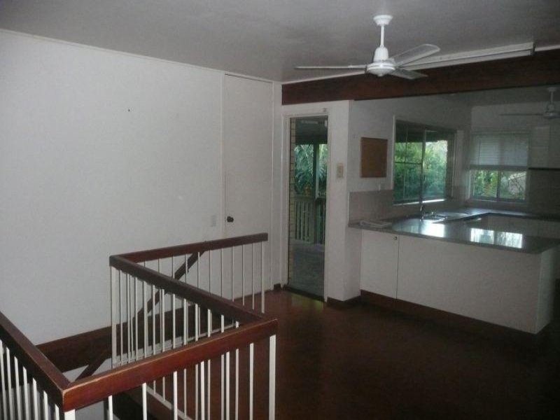 7 Crotty Street, Indooroopilly QLD 4068