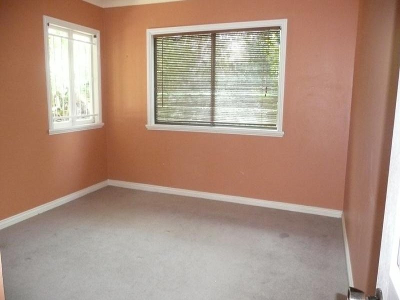 15 Julie Street, Indooroopilly QLD 4068