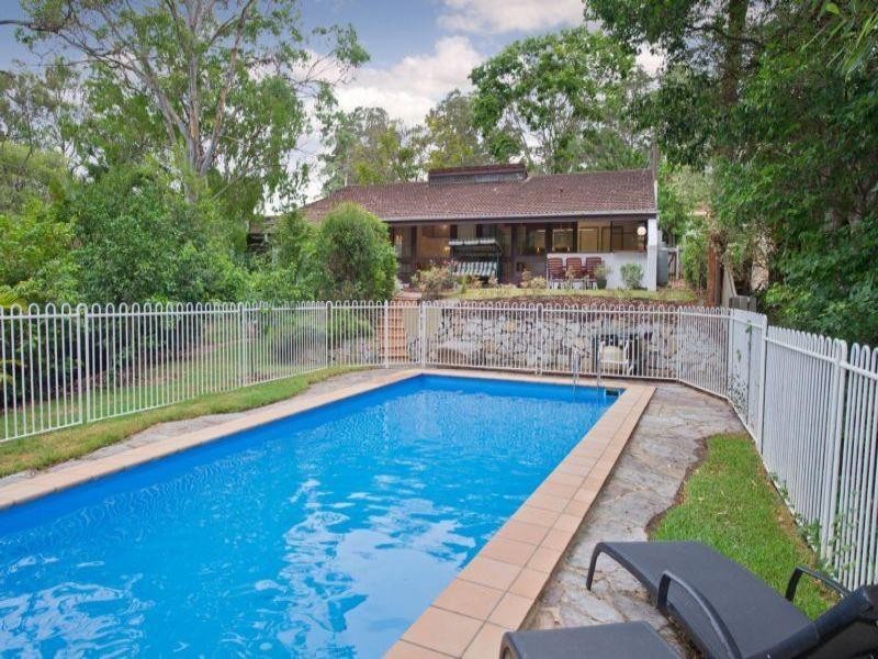 14 Marney Street, Chapel Hill QLD 4069