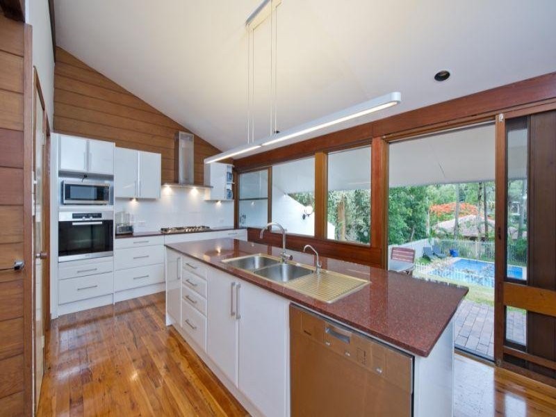 14 Marney Street, Chapel Hill QLD 4069