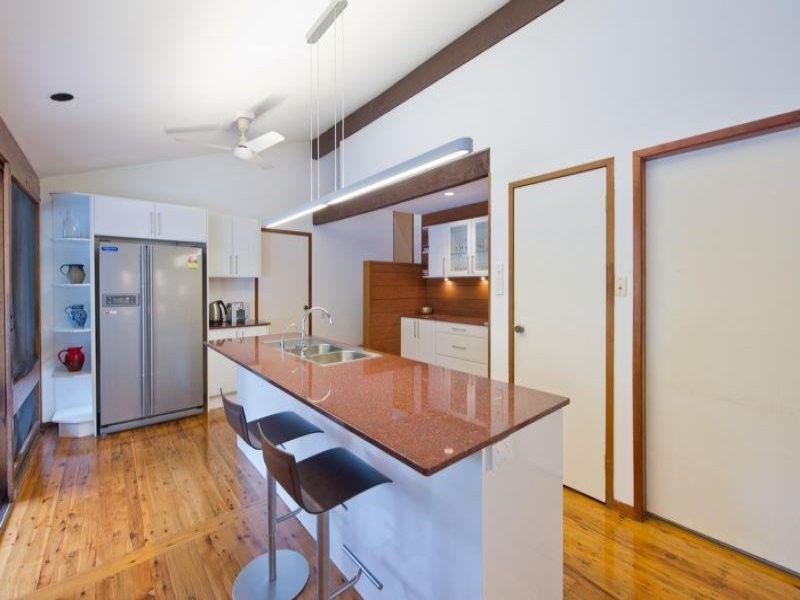 14 Marney Street, Chapel Hill QLD 4069