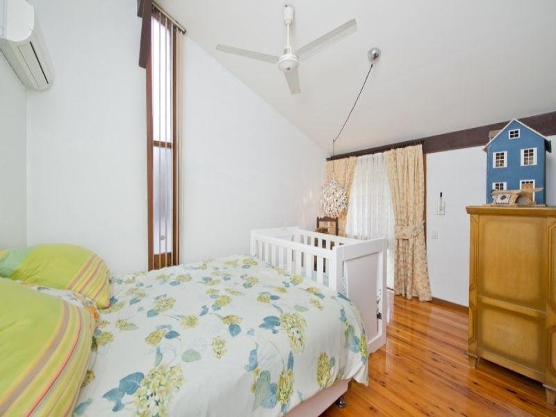 14 Marney Street, Chapel Hill QLD 4069