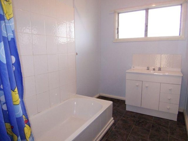68 Jane Street, Leichhardt QLD 4305