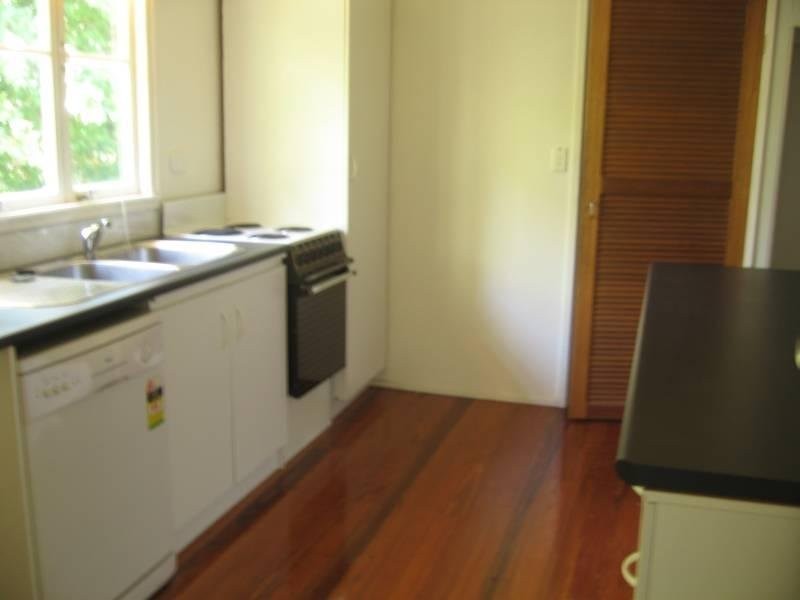 651 Moggill Road, Chapel Hill QLD 4069