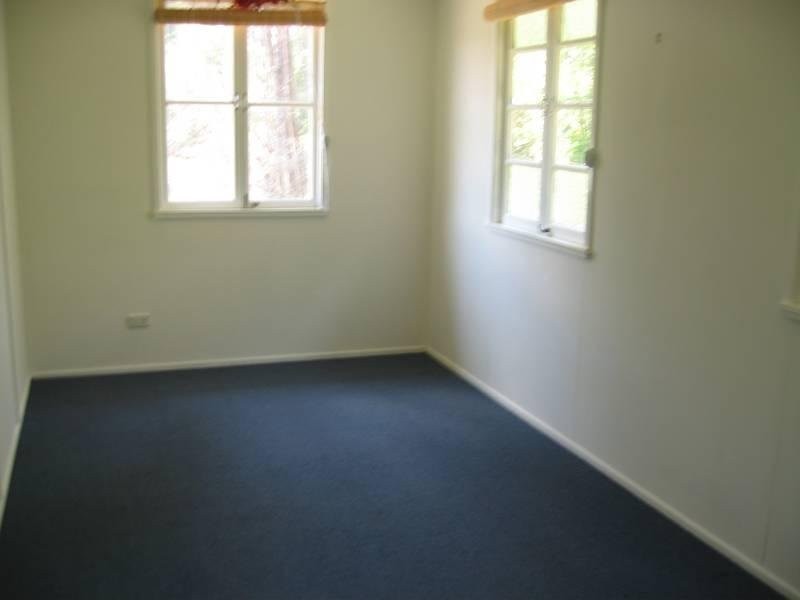 651 Moggill Road, Chapel Hill QLD 4069