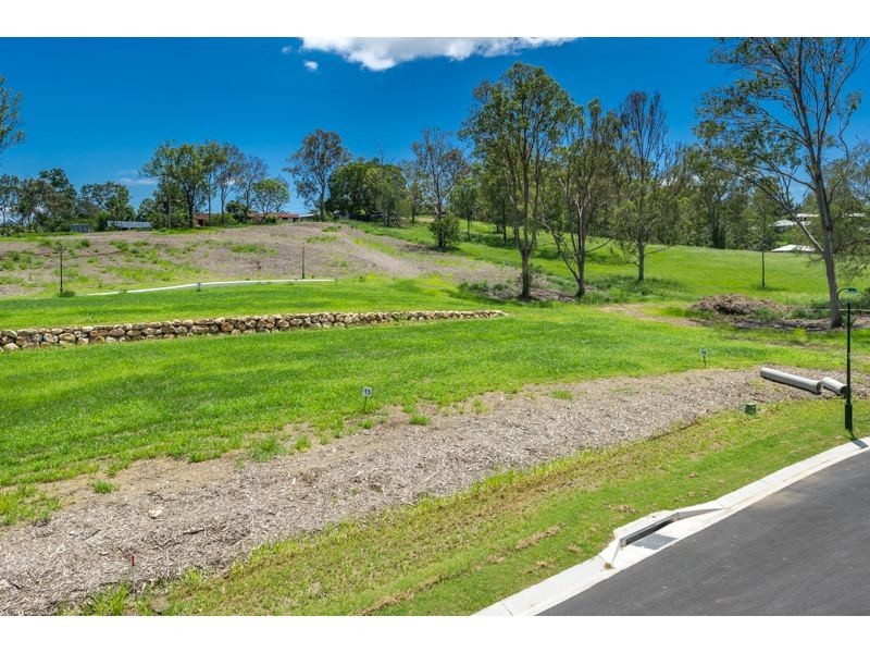 4 Bauhinia  Place (Lot 5), Kenmore QLD 4069
