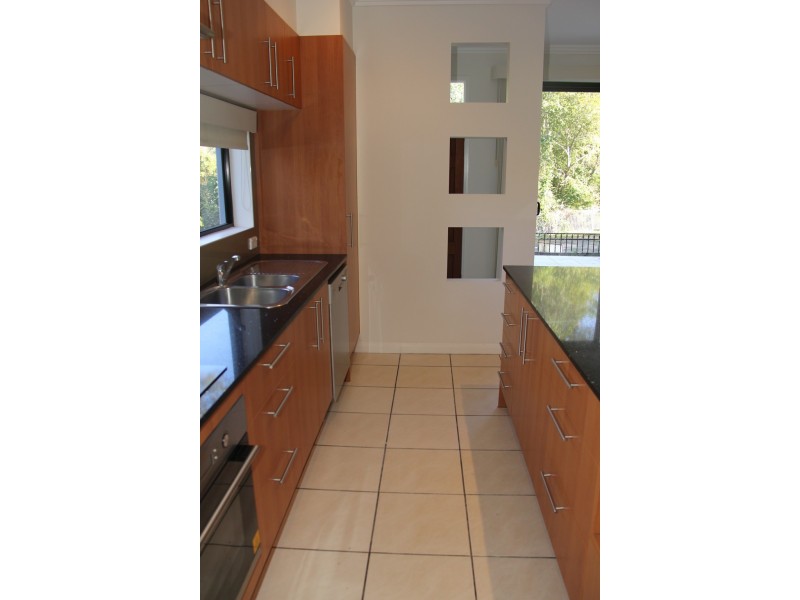 42 Foxton Street, Indooroopilly QLD 4068