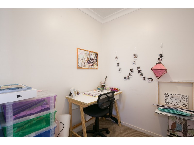 4/16 Grosvenor Road, Indooroopilly QLD 4068