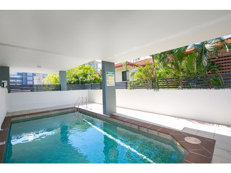 4/16 Grosvenor Road, Indooroopilly QLD 4068