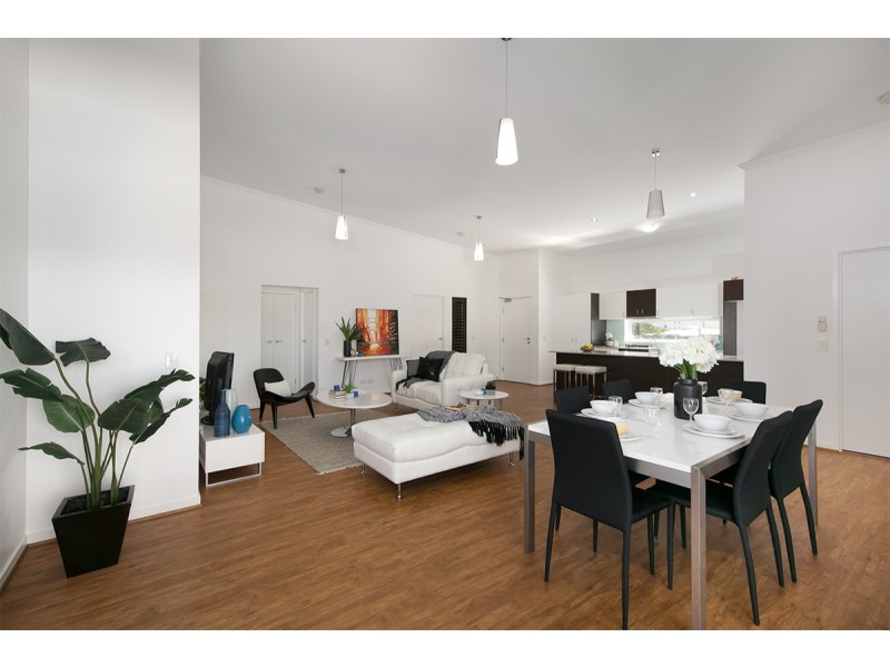 87/95 Clarence Road, Indooroopilly QLD 4068