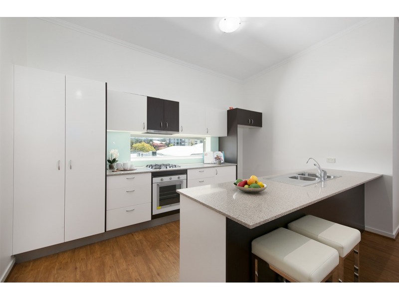 87/95 Clarence Road, Indooroopilly QLD 4068
