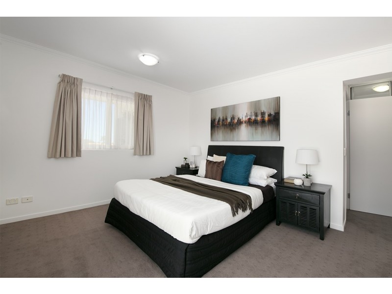 87/95 Clarence Road, Indooroopilly QLD 4068