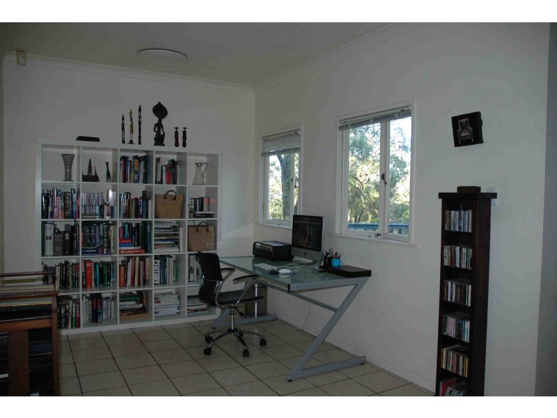 53 Isles Road, Indooroopilly QLD 4068