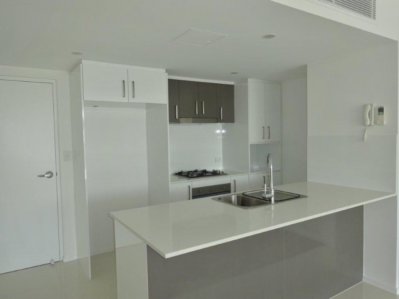 5./16 Kings Road, Taringa QLD 4068