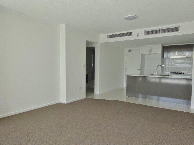 5./16 Kings Road, Taringa QLD 4068
