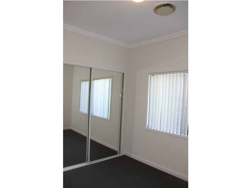 42 Foxton Street., Indooroopilly QLD 4068