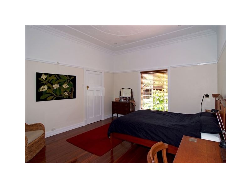 259 Lambert Road, Indooroopilly QLD 4068