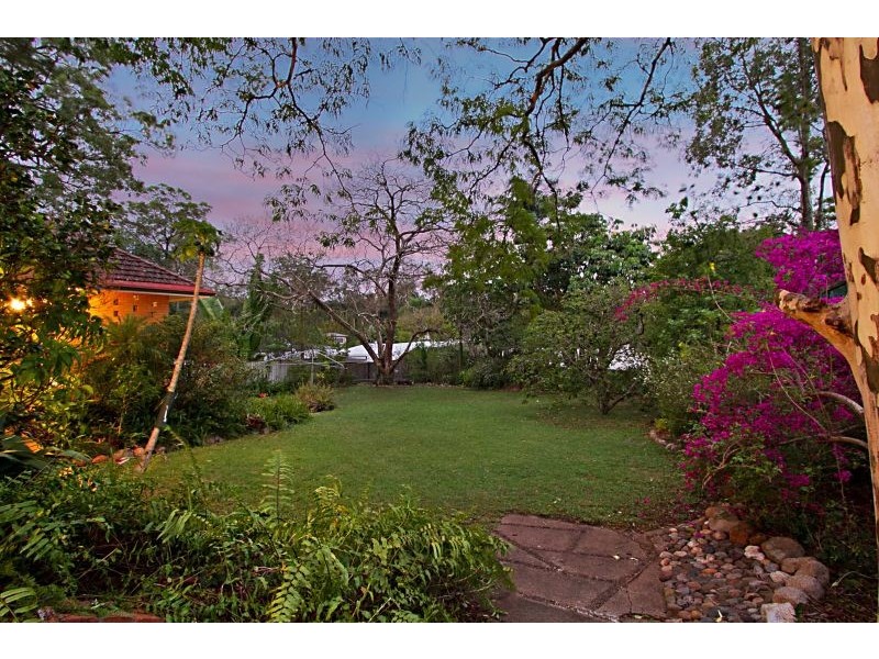 134 Harts Road, Indooroopilly QLD 4068