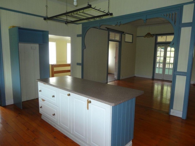 18 Usher Street, Indooroopilly QLD 4068