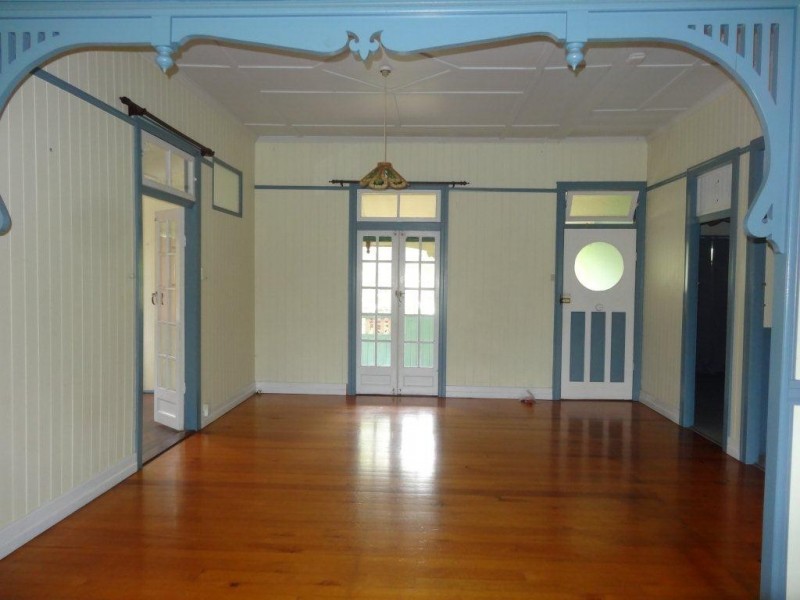 18 Usher Street, Indooroopilly QLD 4068