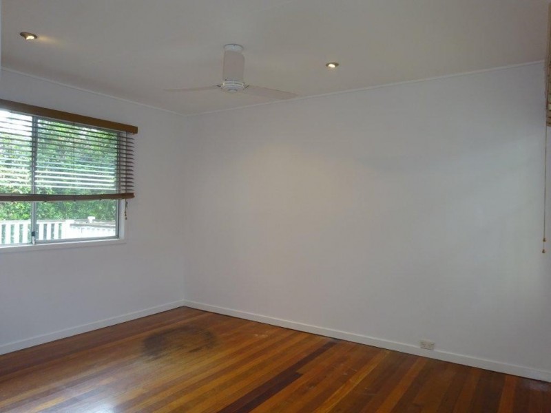 12 Burns Street, Indooroopilly QLD 4068