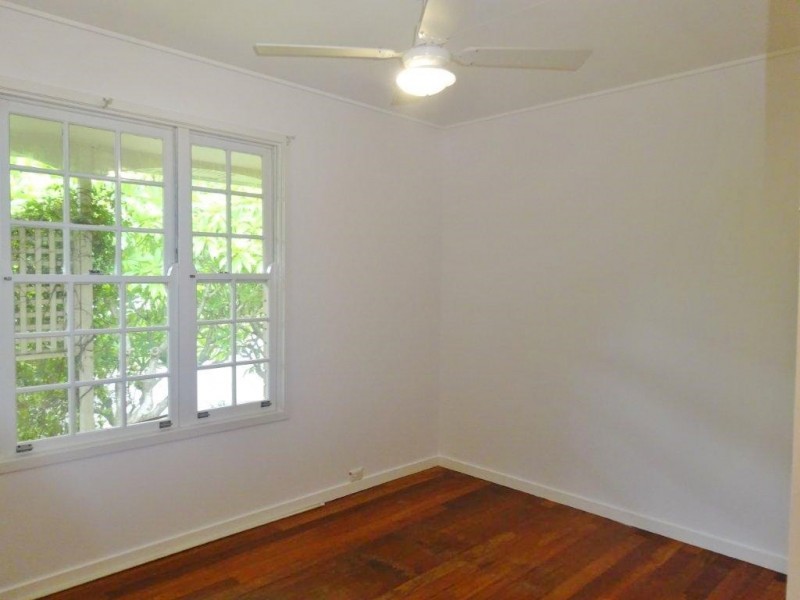 12 Burns Street, Indooroopilly QLD 4068