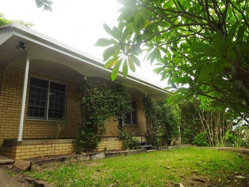 12 Burns Street, Indooroopilly QLD 4068