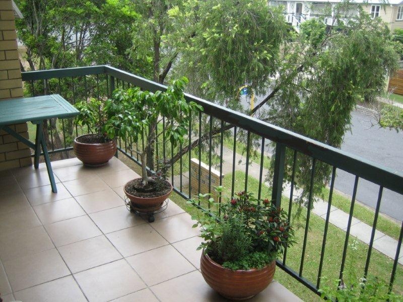 8/160 Central Avenue, Indooroopilly QLD 4068