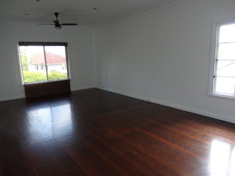 96 Taringa Parade, Indooroopilly QLD 4068