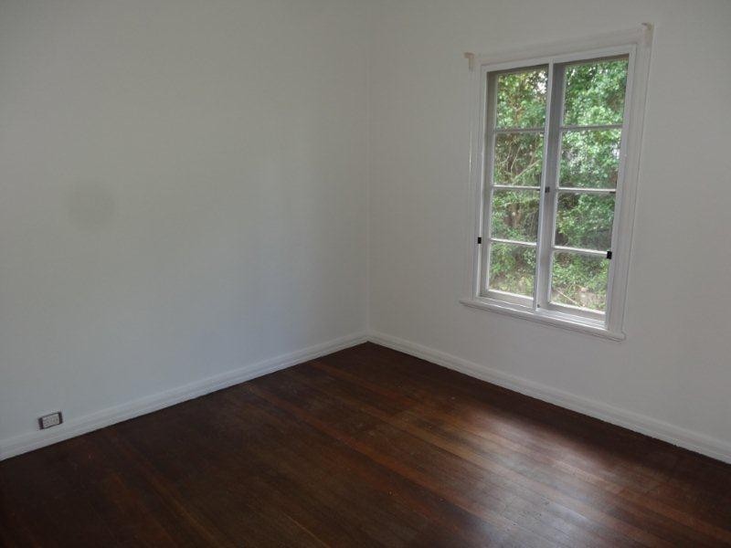 96 Taringa Parade, Indooroopilly QLD 4068