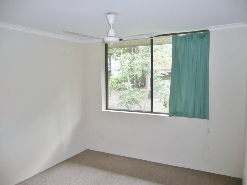 8/26 Rylatt Street, Indooroopilly QLD 4068