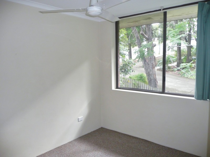 8/26 Rylatt Street, Indooroopilly QLD 4068