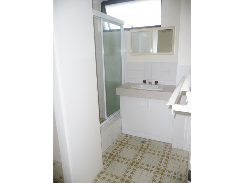 8/26 Rylatt Street, Indooroopilly QLD 4068