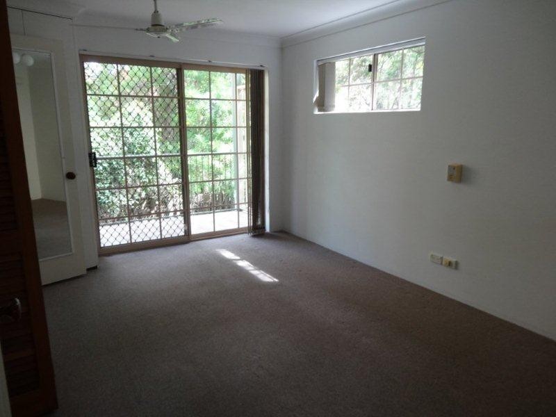 5/111 Central Avenue, Indooroopilly QLD 4068