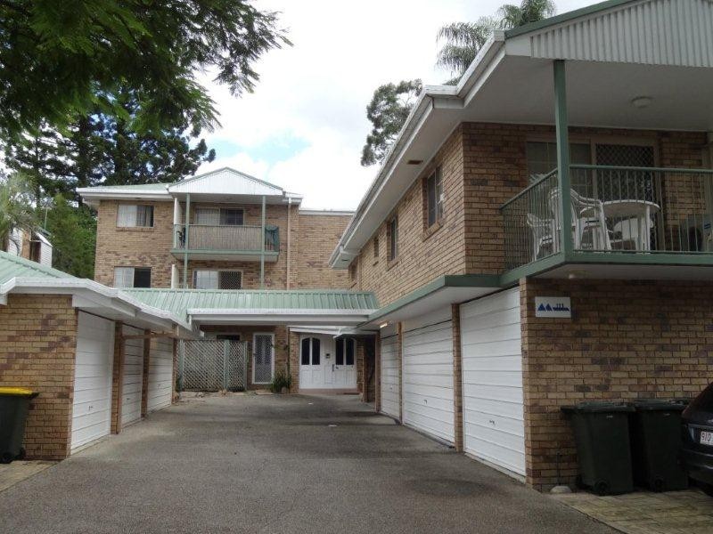 5/111 Central Avenue, Indooroopilly QLD 4068