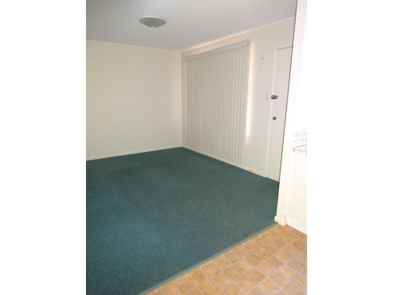 2/2 Cecil Street, Indooroopilly QLD 4068