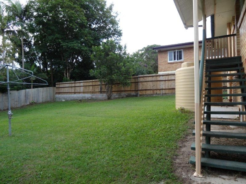 23 Wiseman Street, Kenmore QLD 4069