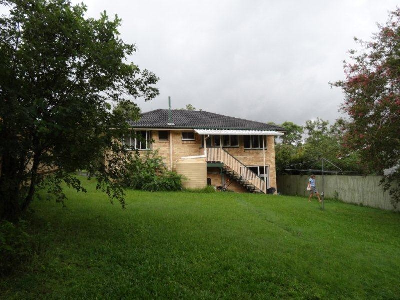 23 Wiseman Street, Kenmore QLD 4069