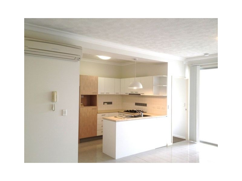 3/16 Grosvenor Road, Indooroopilly QLD 4068