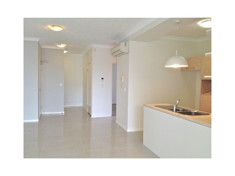 3/16 Grosvenor Road, Indooroopilly QLD 4068