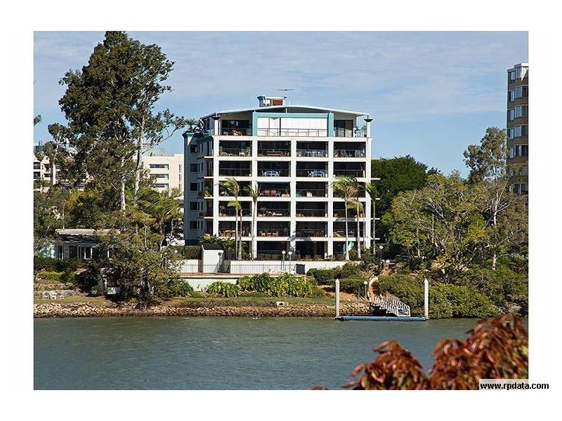 9/172 Macquarie Street, St Lucia QLD 4067