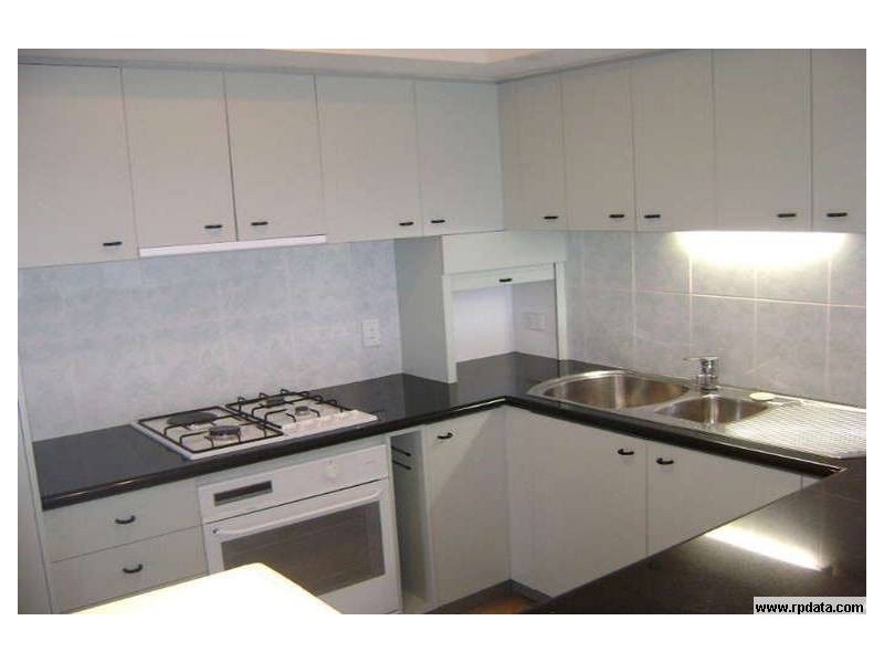 9/172 Macquarie Street, St Lucia QLD 4067