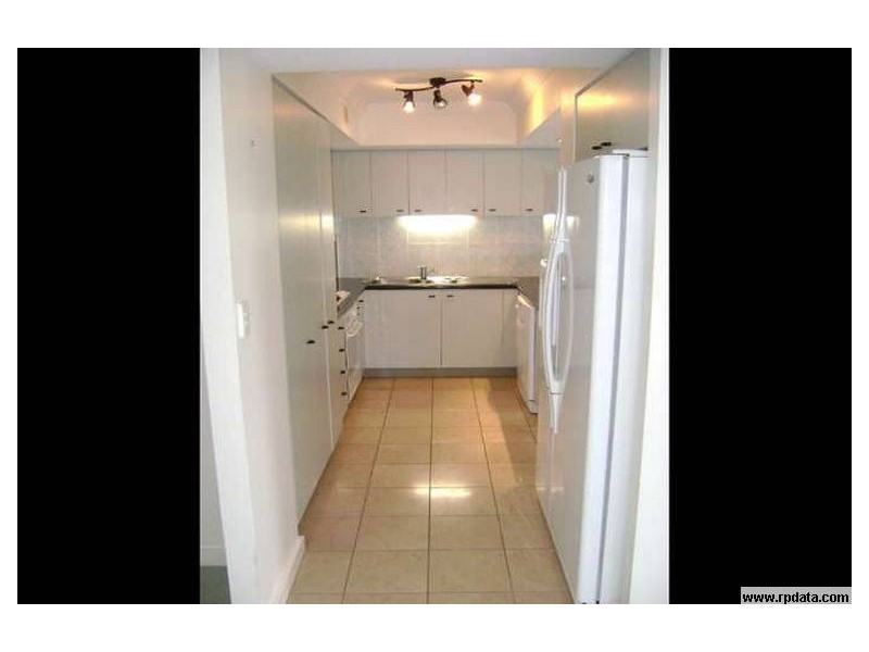 9/172 Macquarie Street, St Lucia QLD 4067