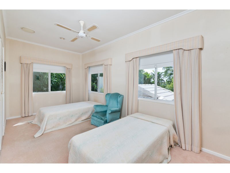 25 Marston Avenue, Indooroopilly QLD 4068