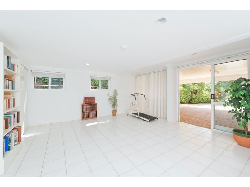 25 Marston Avenue, Indooroopilly QLD 4068