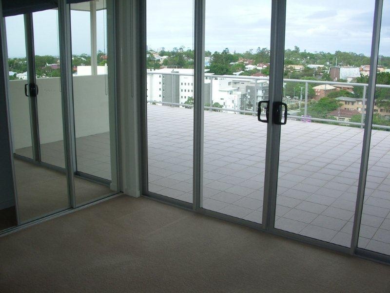 42/8-12 Belgrave Road, Indooroopilly QLD 4068