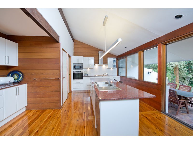 14 Marney Street, Chapel Hill QLD 4069