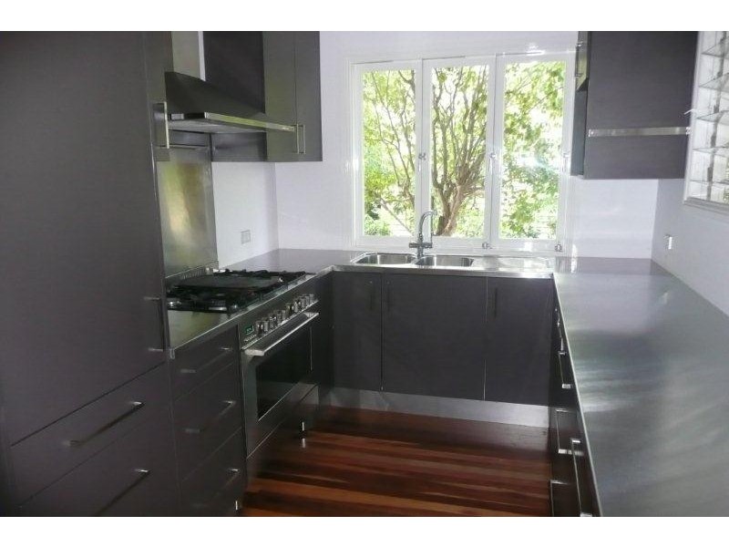 92 Taringa Parade, Indooroopilly QLD 4068