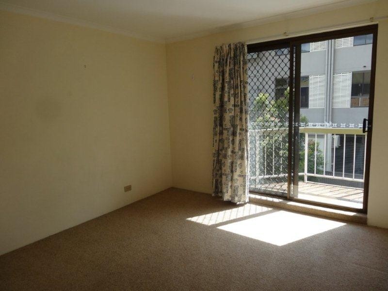 13/150 Clarence Road, Indooroopilly QLD 4068